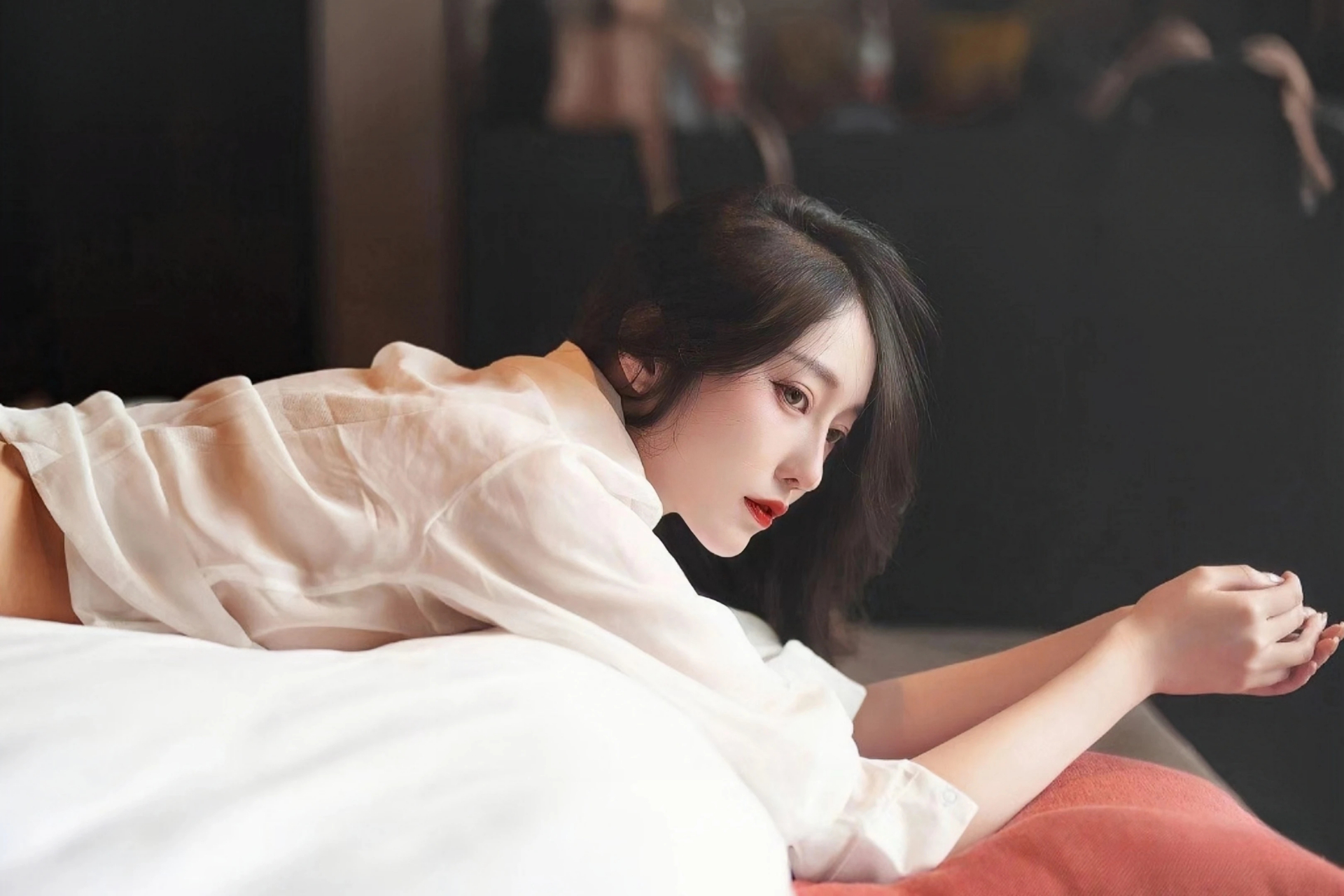 国家移民管理局：上半年共侦办妨害国（边）境管理犯罪案件6914起